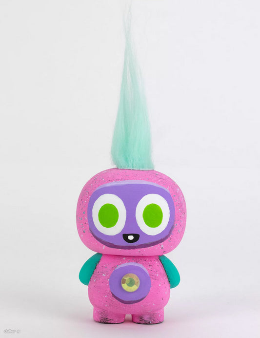 Pink Fuzzle- Jellykoe x Miss Zukie OOAK vinyl figure